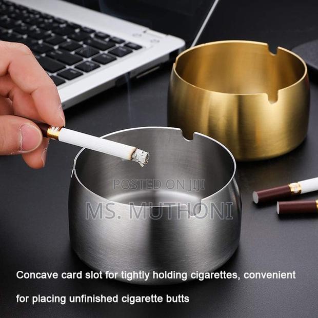 Stailnless Ash Tray Steel*