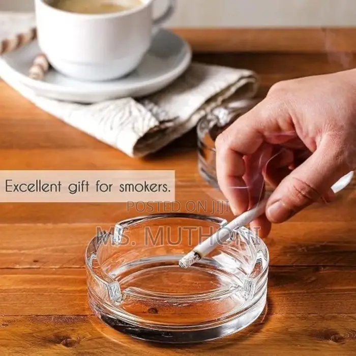 Glass Ash Tray Round / Square