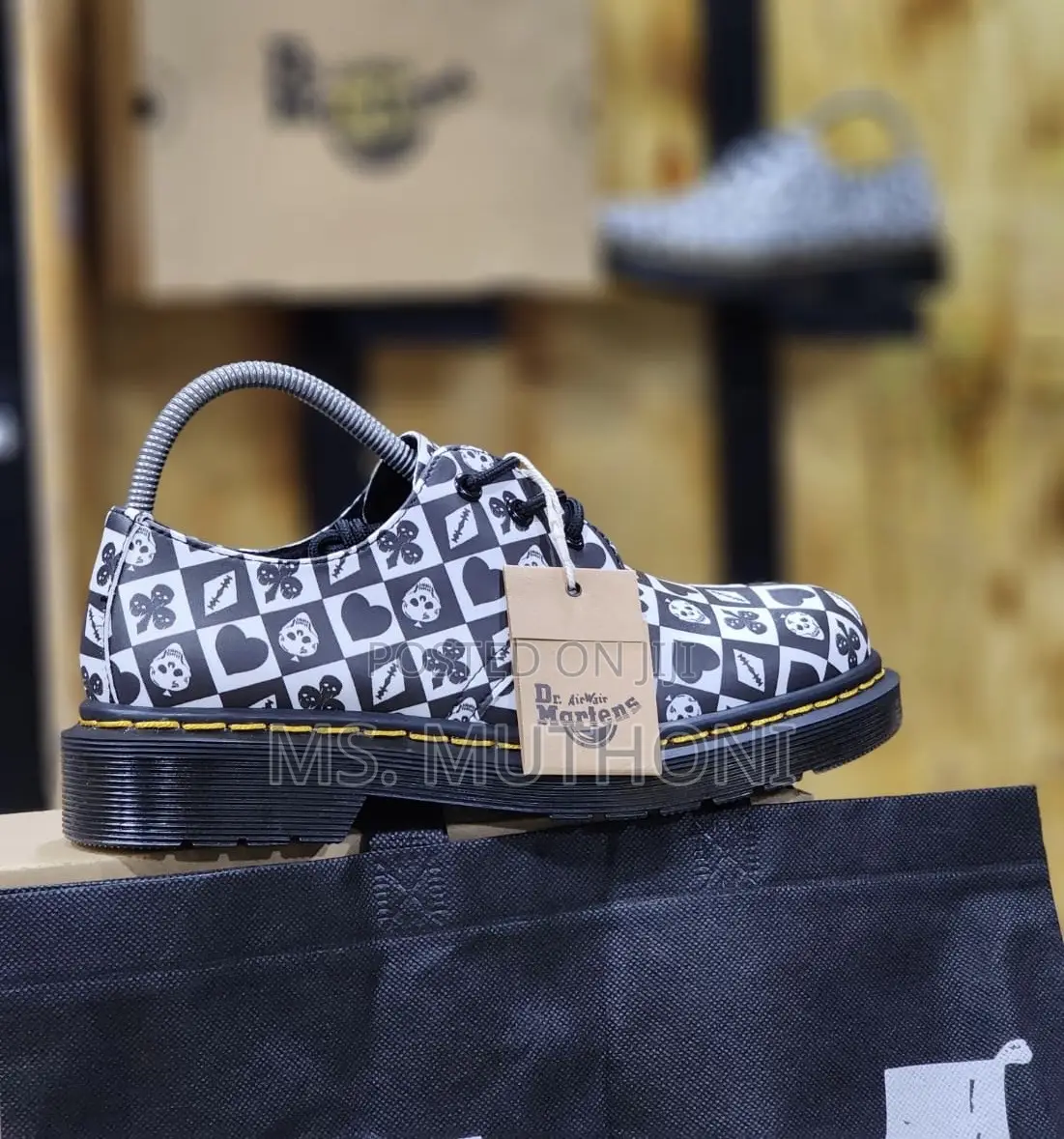 Very Quality Dr. Martens Airwair Low-Cut* _38 39 40 41 42 43 44 45_