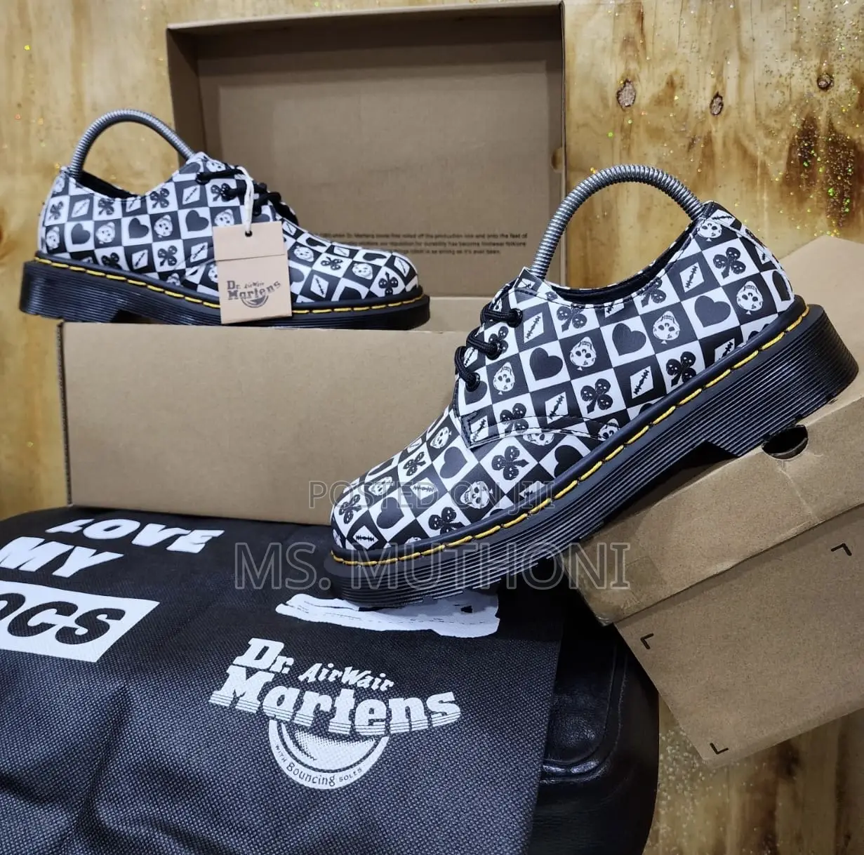 Very Quality Dr. Martens Airwair Low-Cut* _38 39 40 41 42 43 44 45_