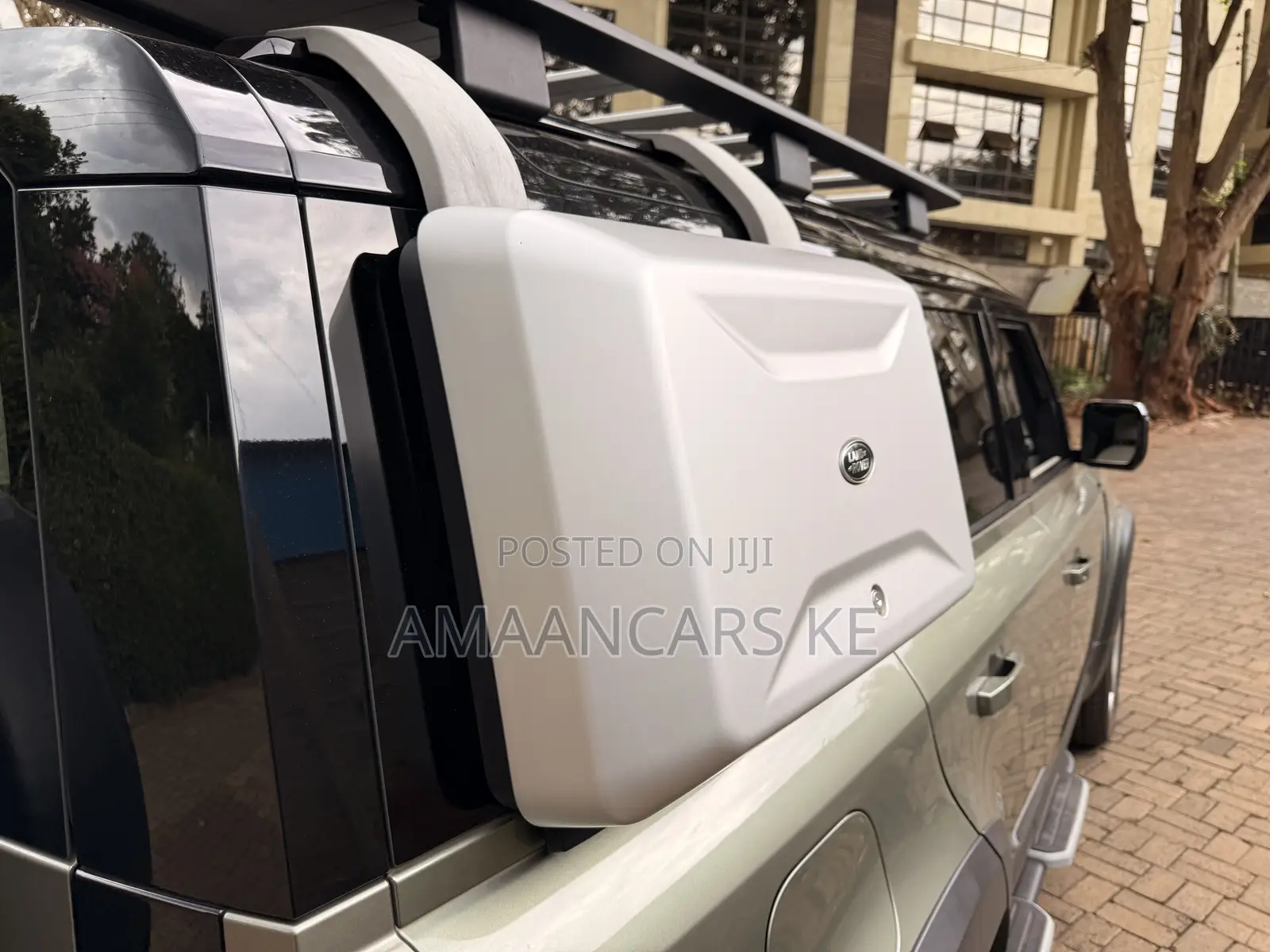 Land Rover Defender First Edition 2021 Green