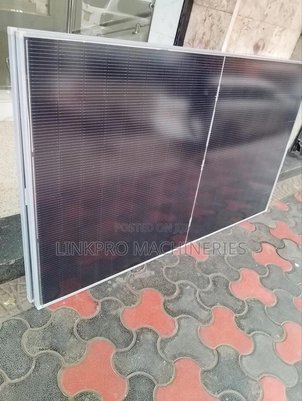 565 Watts Jinko Monocrystaline Solar Panel - thumbnail 3