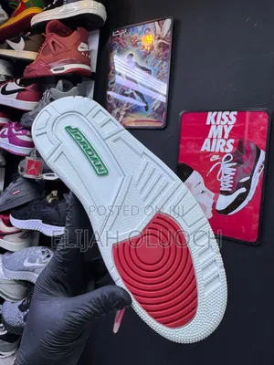 Air Jordan 3 ‘El Vuelo’
Sizes : _40 41 42 43 44 45_