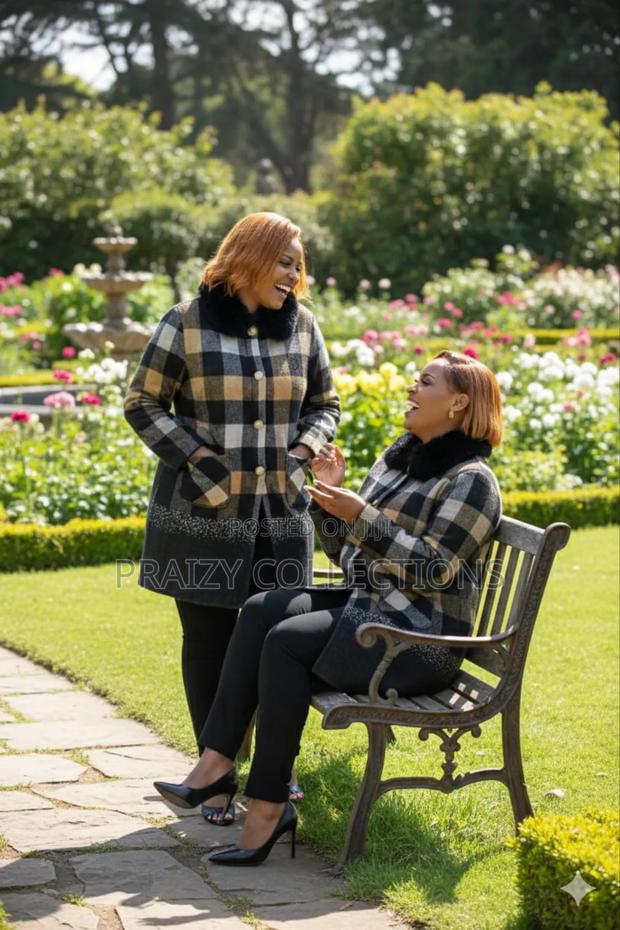 Executive Fur Collar Sweater Coat - thumbnail 3