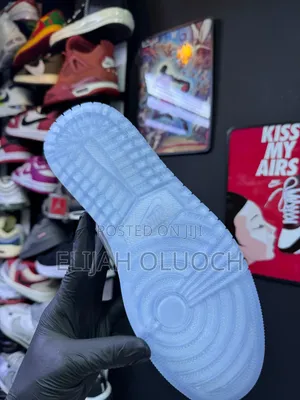 Air Jordan 1 Low “Wolf Grey”
Sizes :_37 38 39 40 41 42 43 44 45_