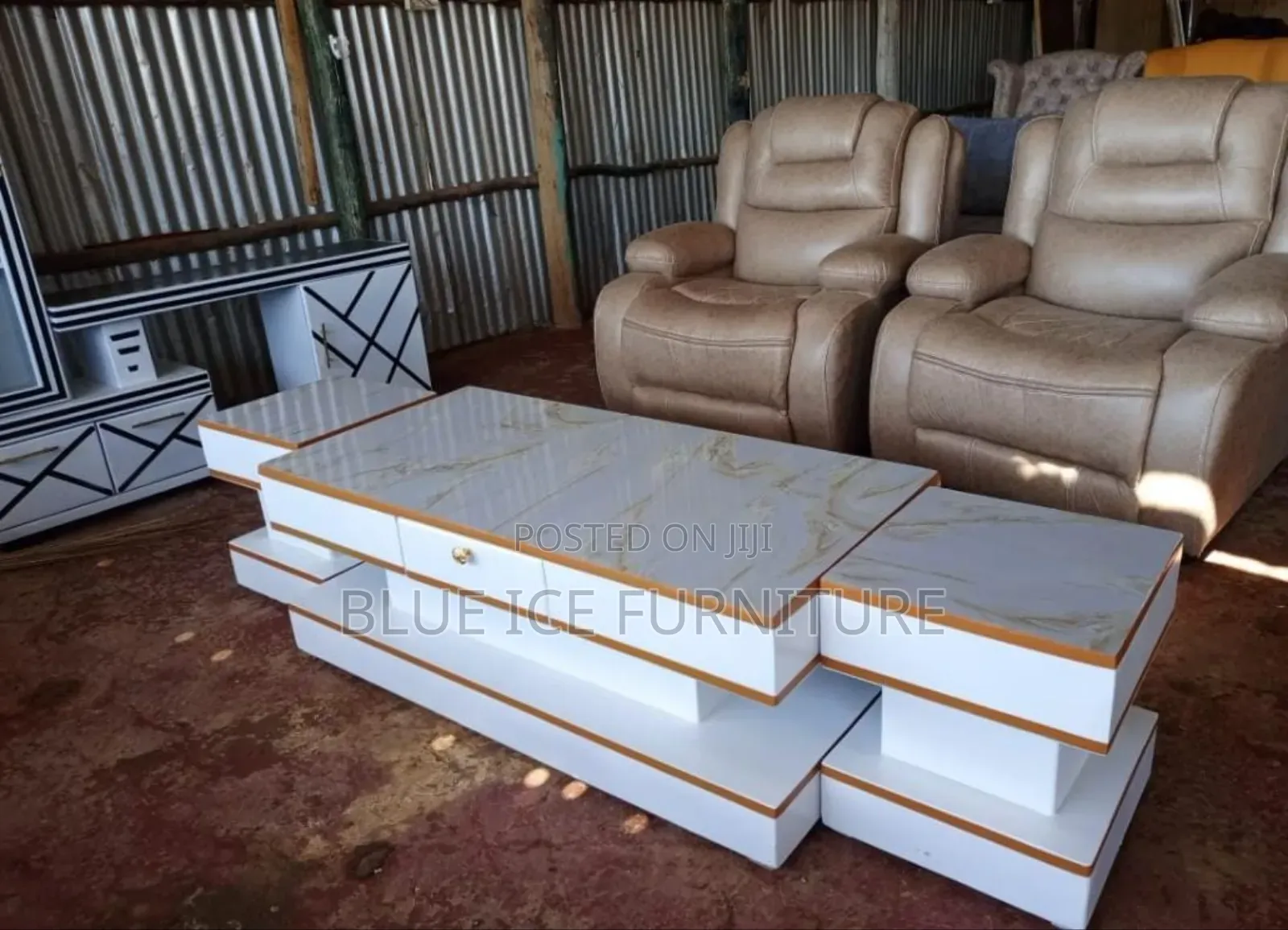 Quality Coffee Table With Side Stool
