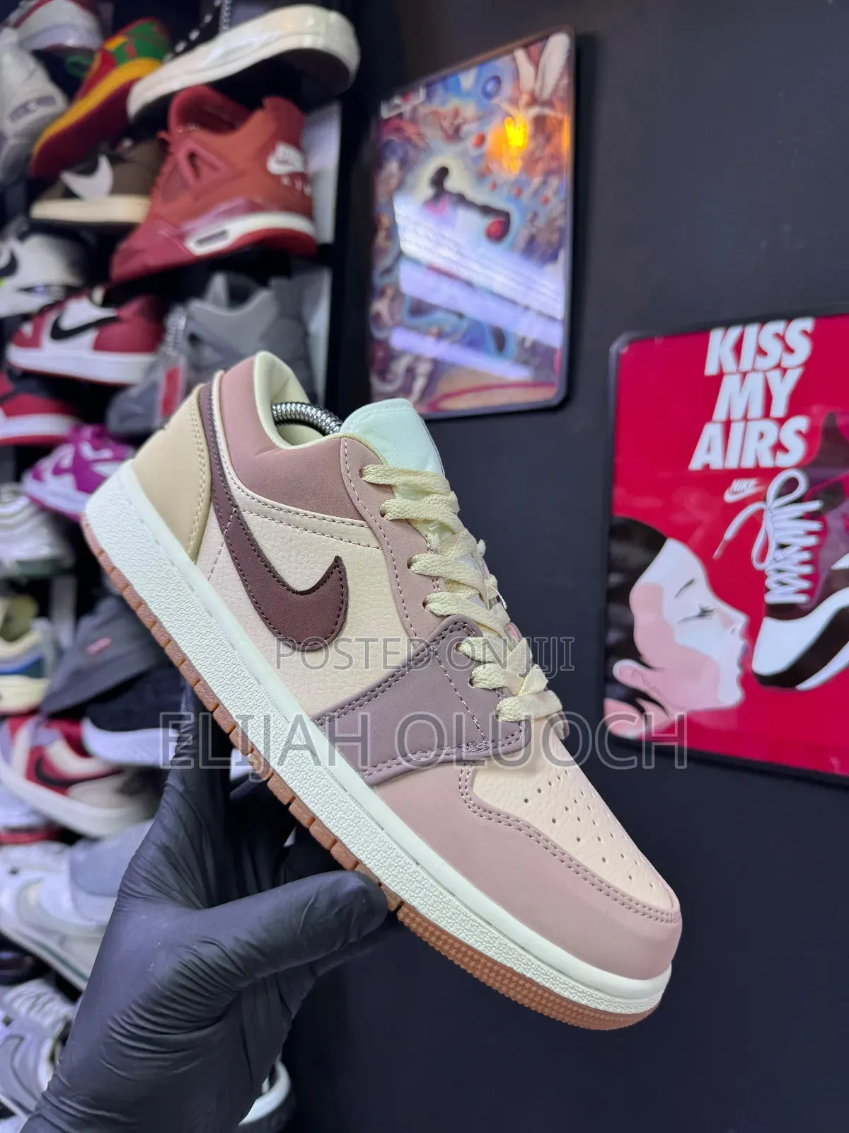 Air Jordan 1 Low “Dark Pony Smoky Mauve”
Sizes :