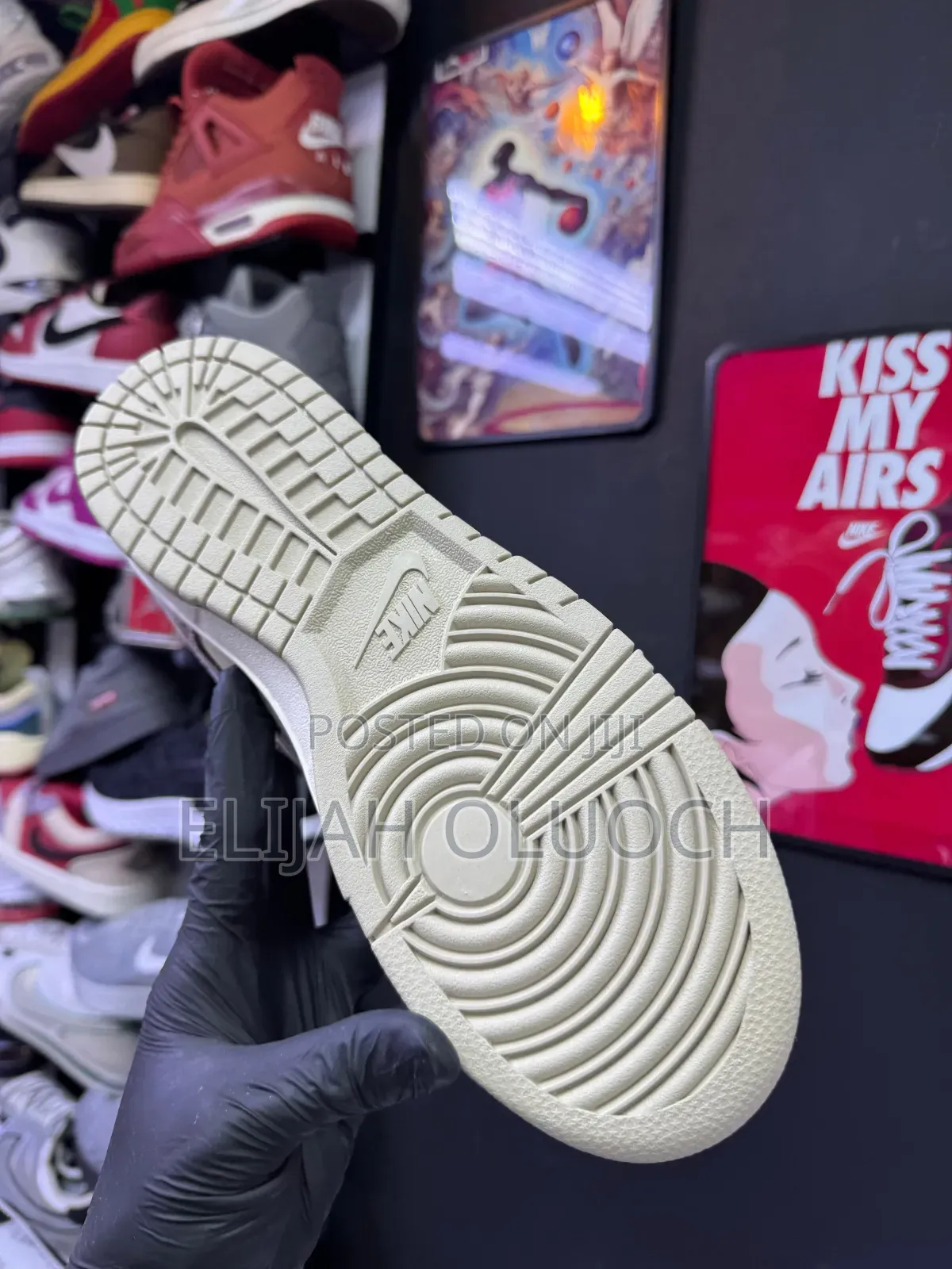 Nike Dunk Low “Sanddrift”
Sizes :_37 38 39 40 41 42 43 44 45