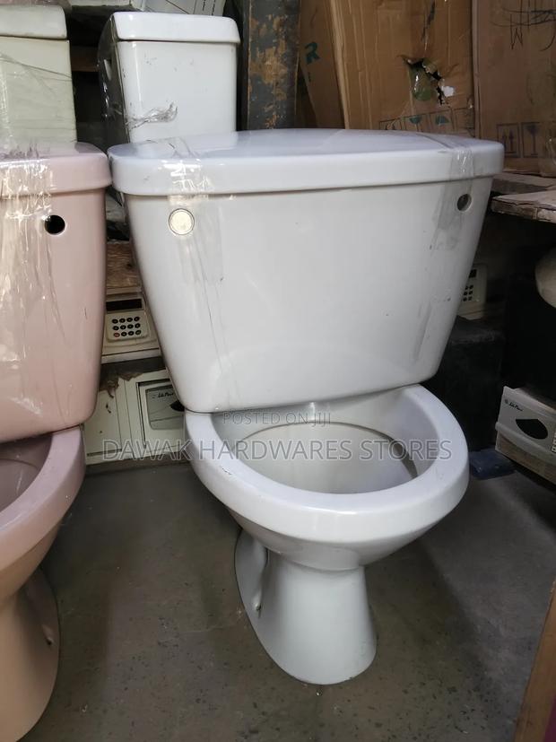 Colored Close Coupled Ceramic Toilets - thumbnail 4