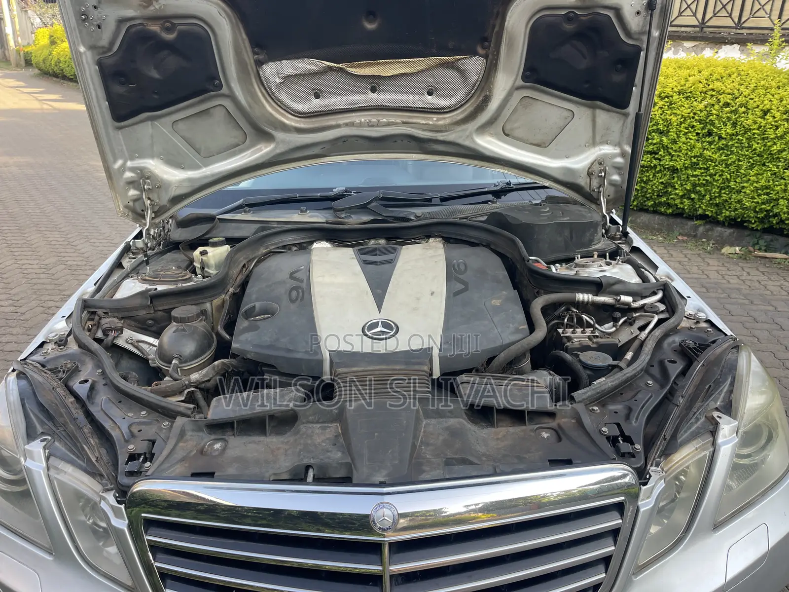 Mercedes-Benz E350 2010 Silver