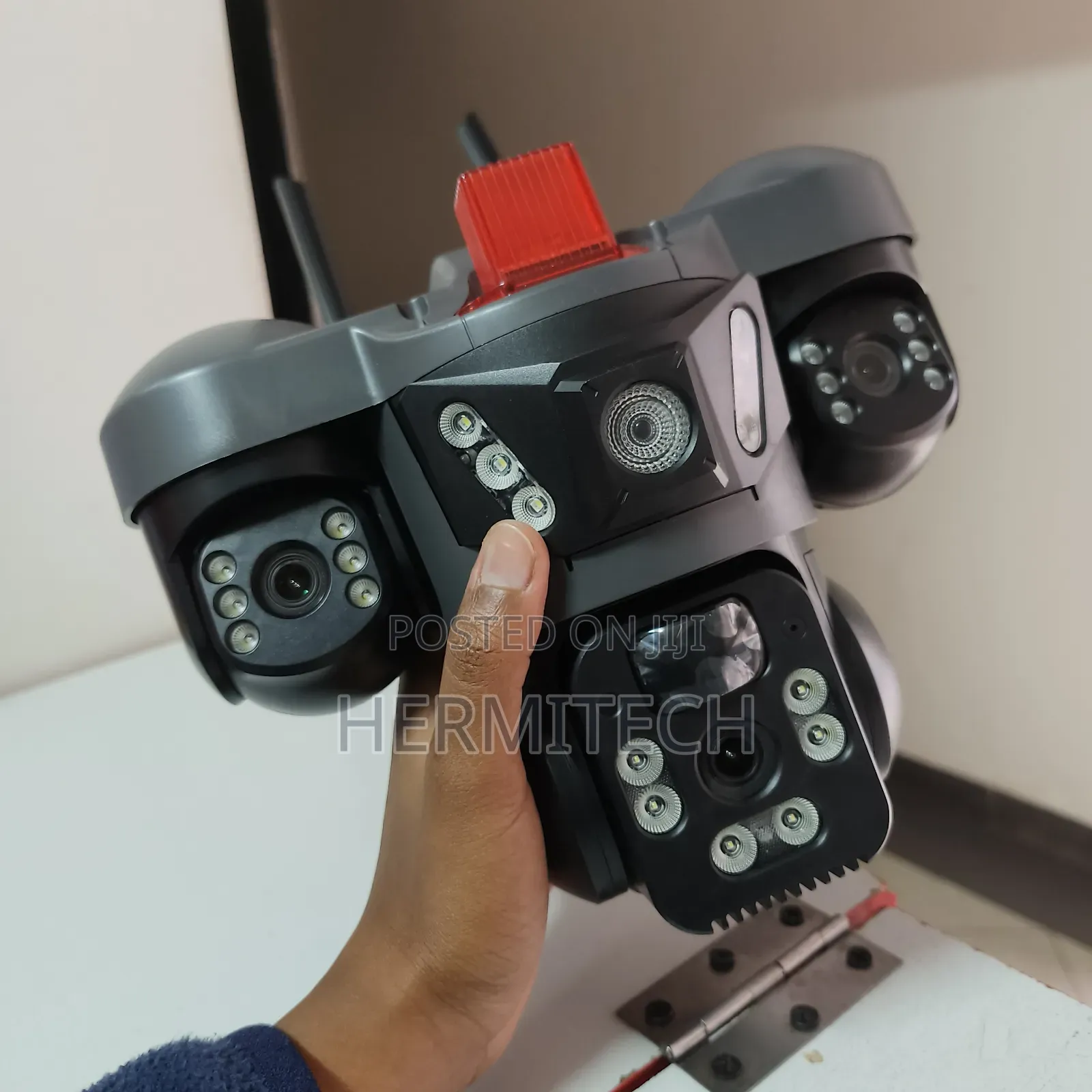 Intelligent Solar Energy Alert PTZ Camera