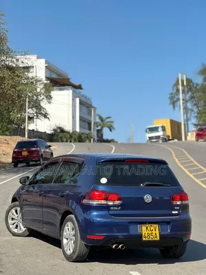 Volkswagen Golf 2013 Blue