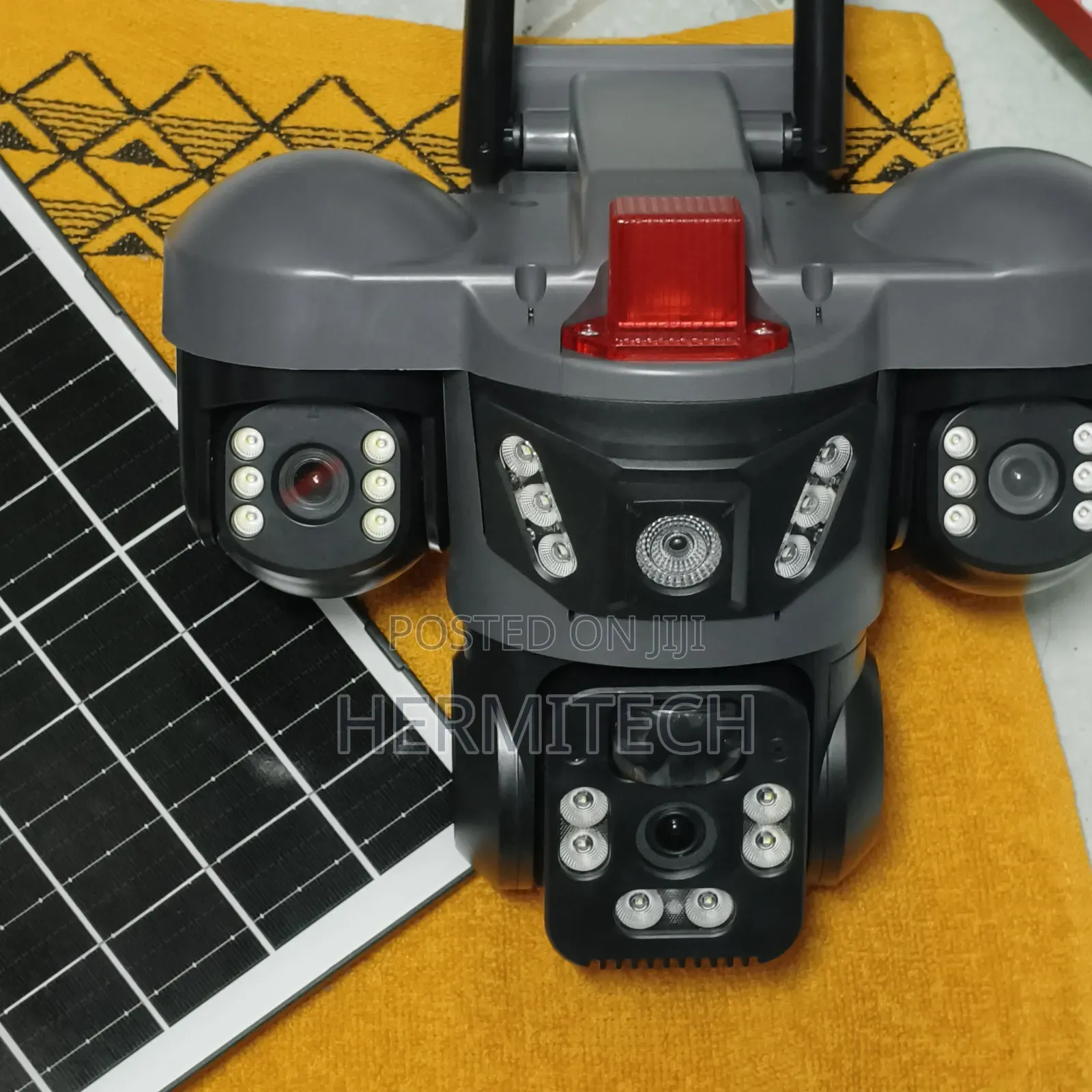 Triple Lens With Siren CCTV Camera Solar Powered PTZ Cameras