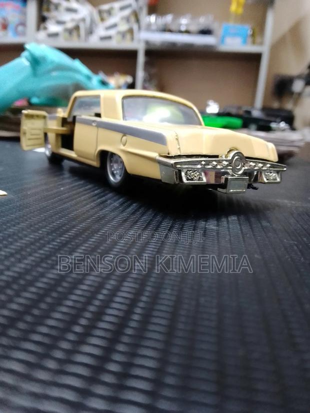 Vintage Muscle Car - thumbnail 4