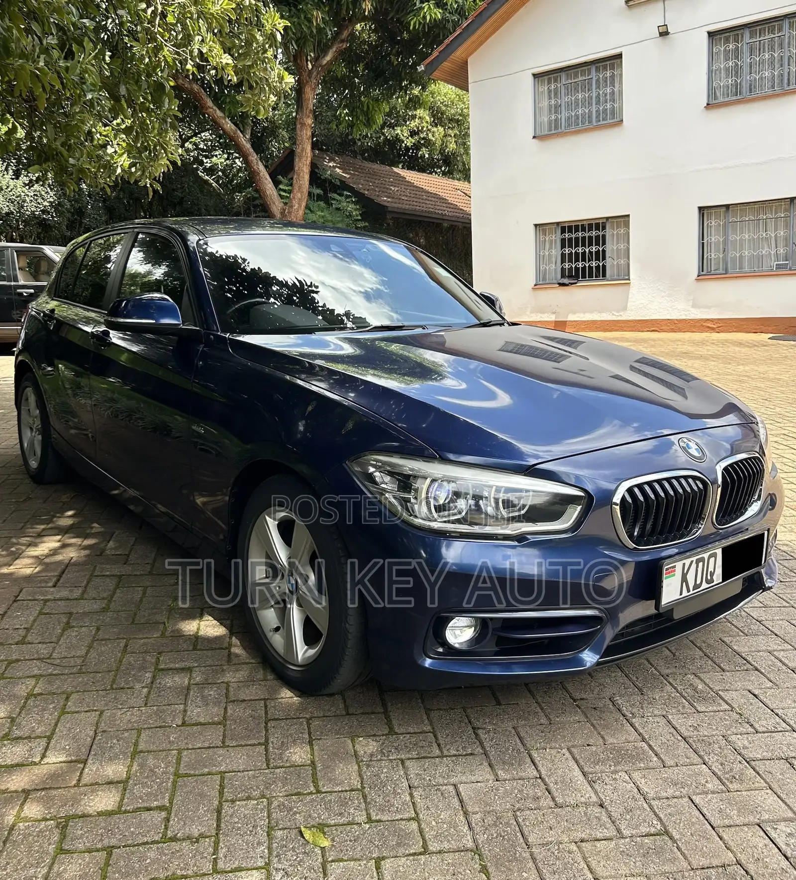 BMW 118i 2017 Blue
