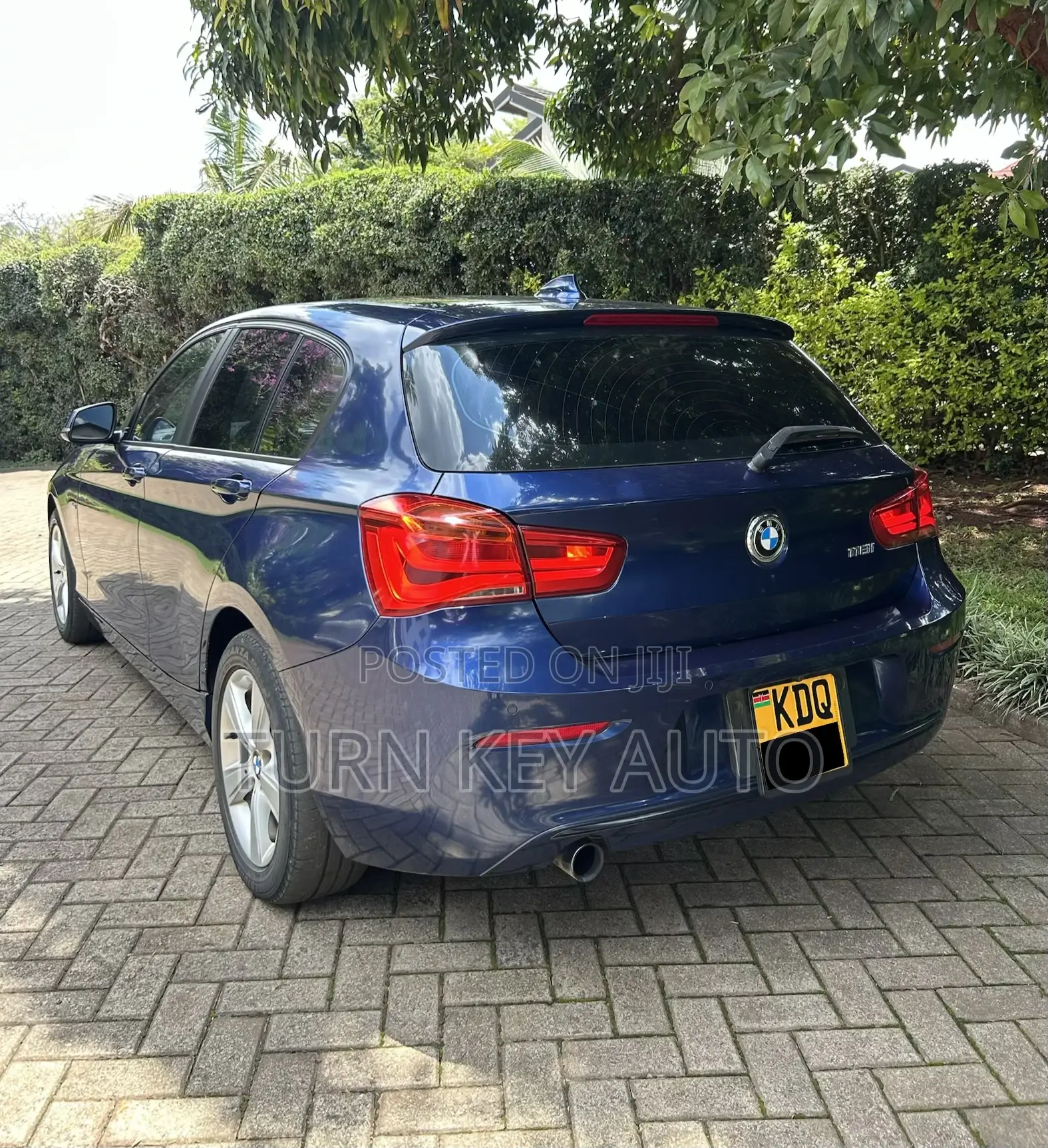 BMW 118i 2017 Blue
