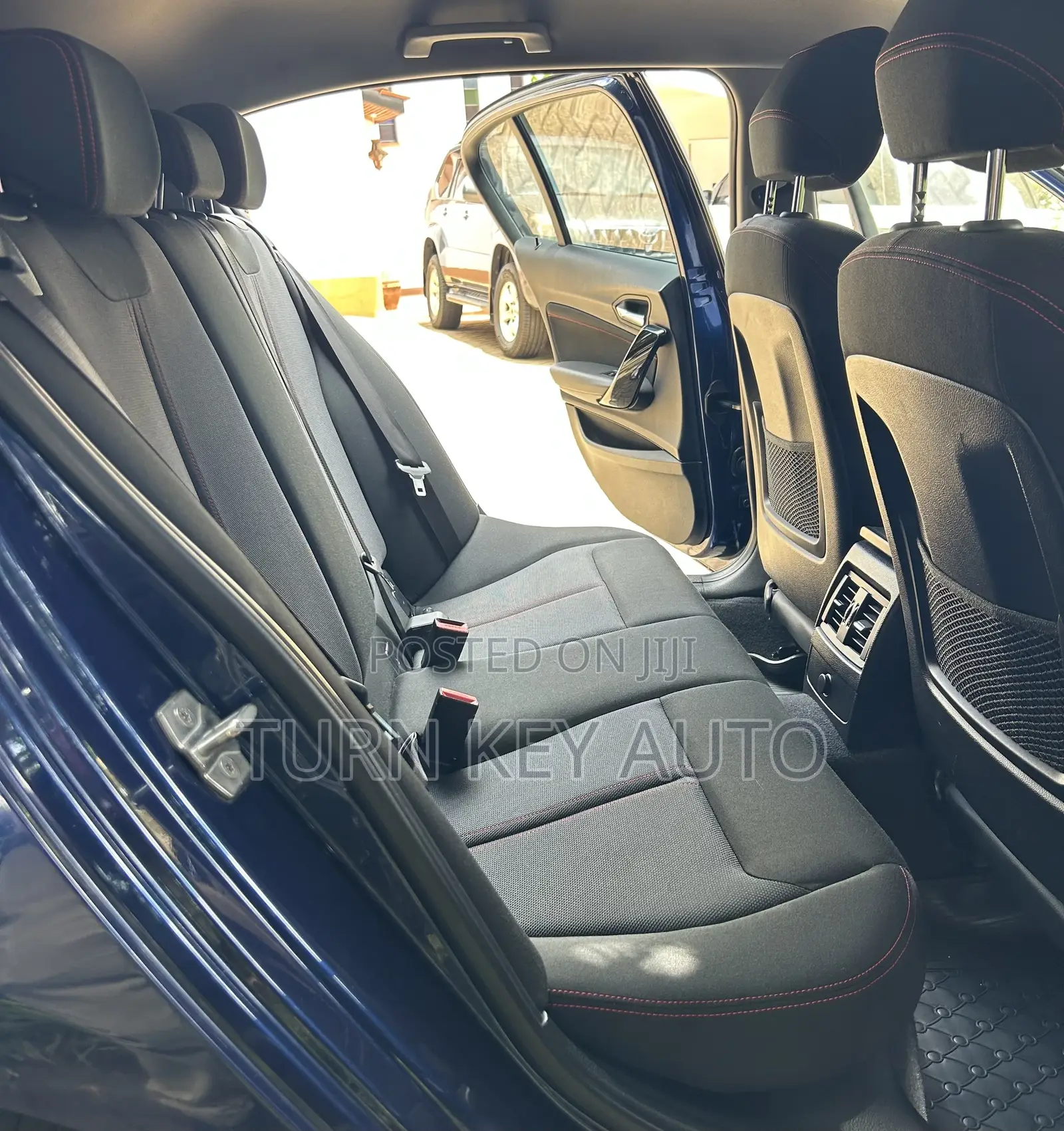 BMW 118i 2017 Blue
