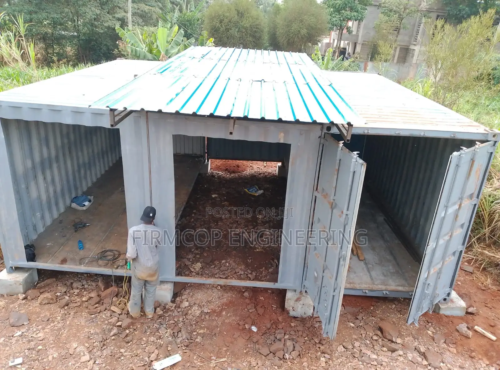 40ft Shipping Container Hardware Shop – Ready for Business!