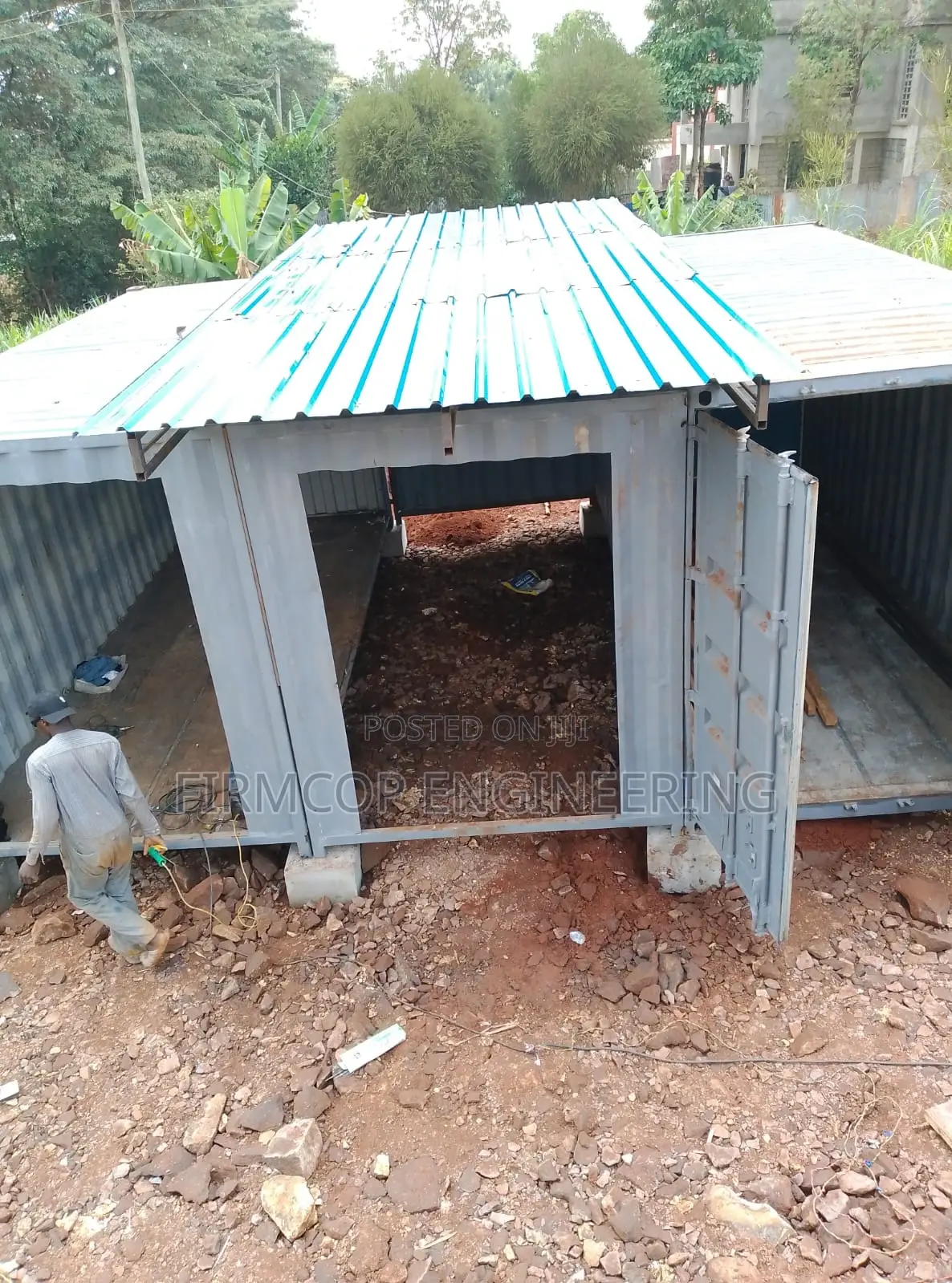 40ft Shipping Container Hardware Shop – Ready for Business!