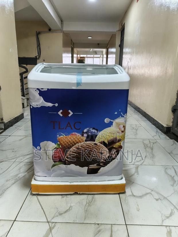 Tlac Showcase Freezer 156l Capacity - thumbnail 2