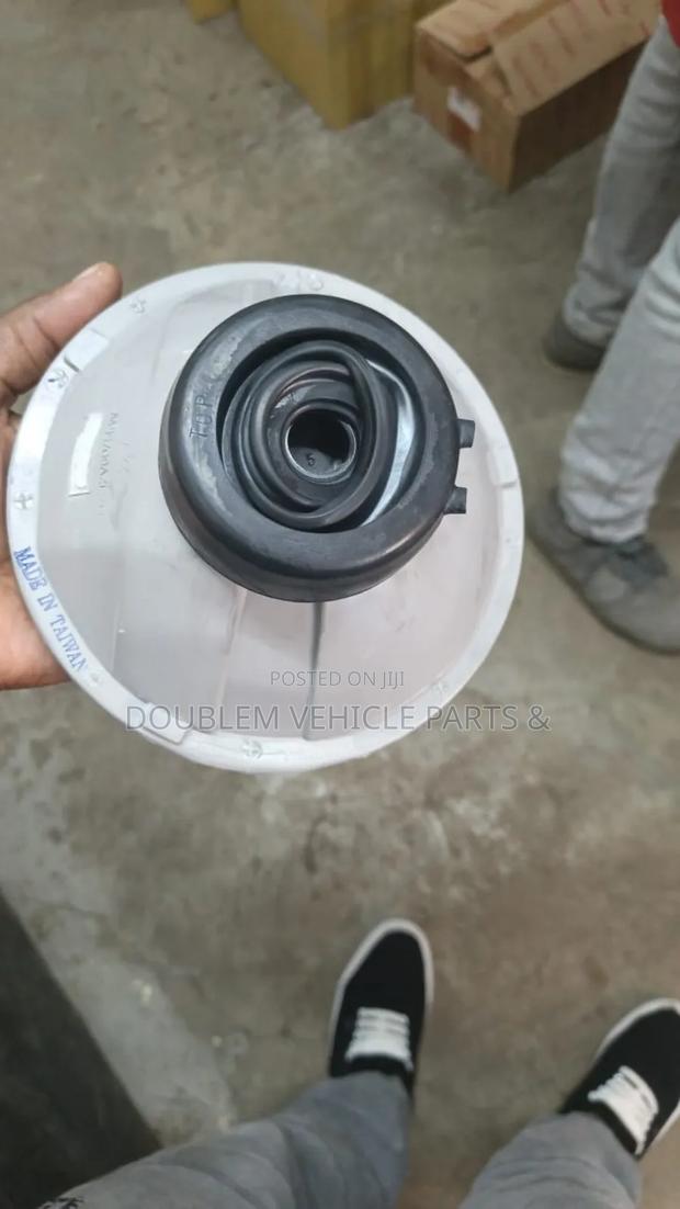 Universal Round Headlamp/Light Landcruiser Fj75/Fj78/Fj79 1985-2008 - thumbnail 2