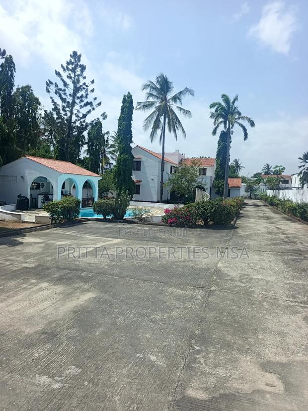 5bdrm Maisonette in Nyali for rent - thumbnail 4