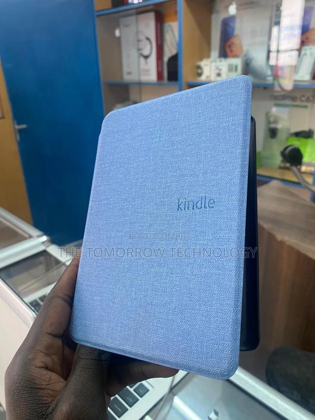 Amazon Kindle Paperwhite 10th Gen Case - thumbnail 4