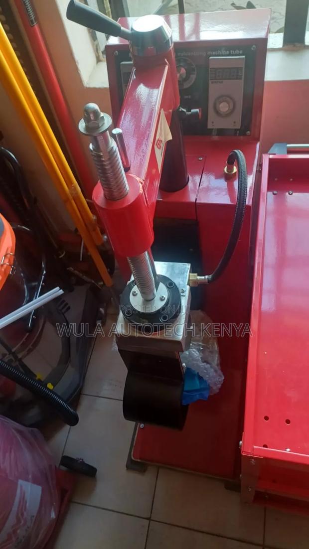 Latest Technology Heavy Duty Tyre Vulcanizing Machine Sunshine Wula