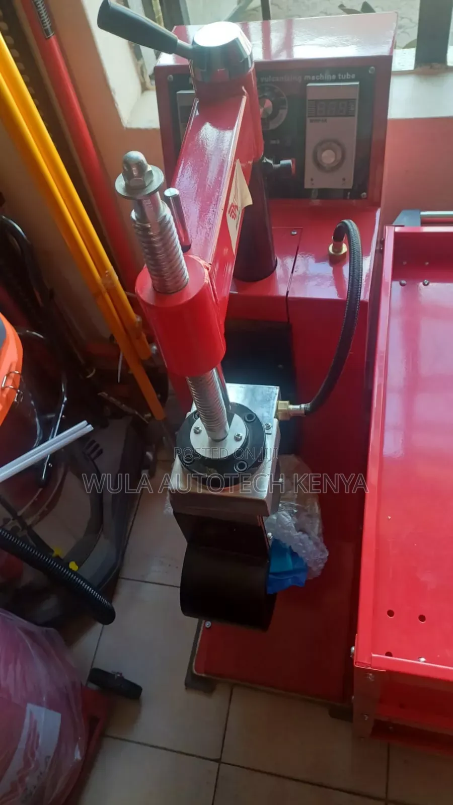 Latest Technology Heavy Duty Tyre Vulcanizing Machine Sunshine Wula