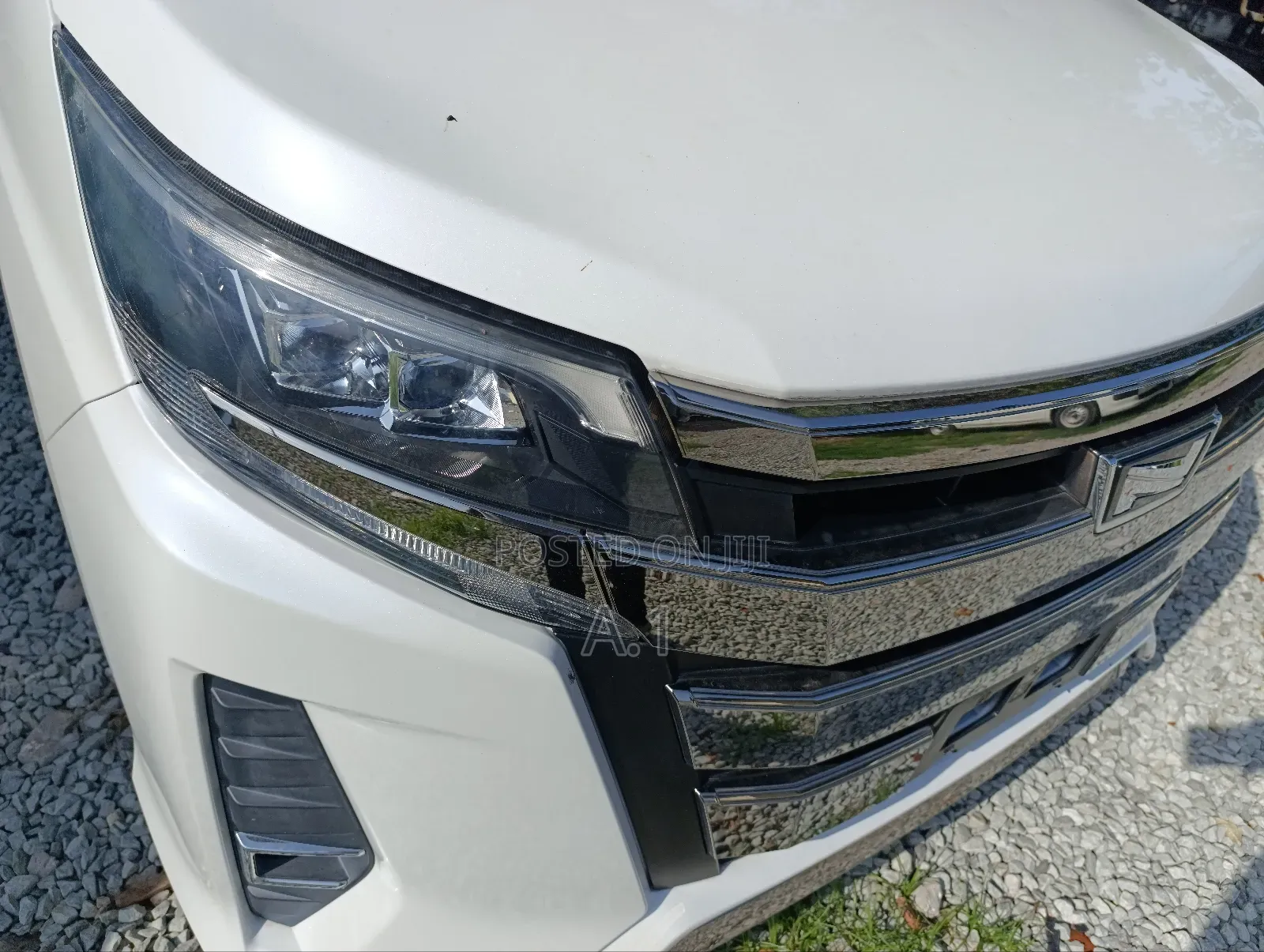 Toyota Noah 2.0 FWD (7 Seater) 2018 White