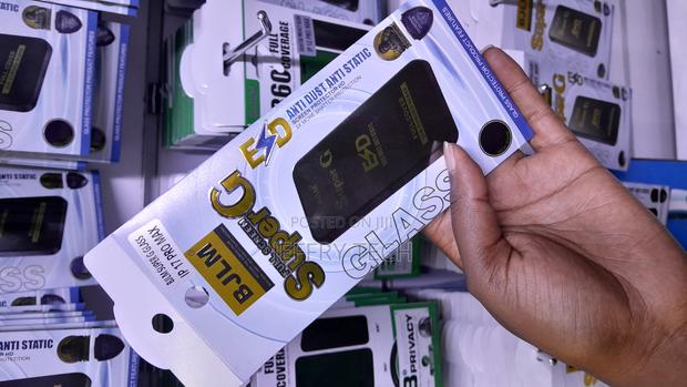 Zagg Tempered Glass Screen Protector for iPhone 17 Pro Max - thumbnail 3