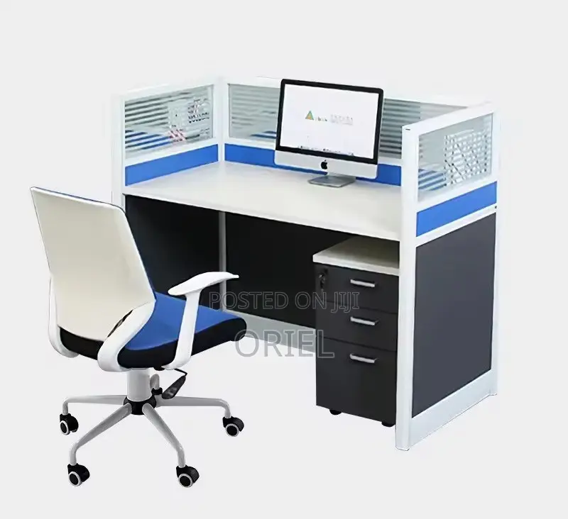 Office Worksatation : 1-Way Office Workstation With Privacy Panels