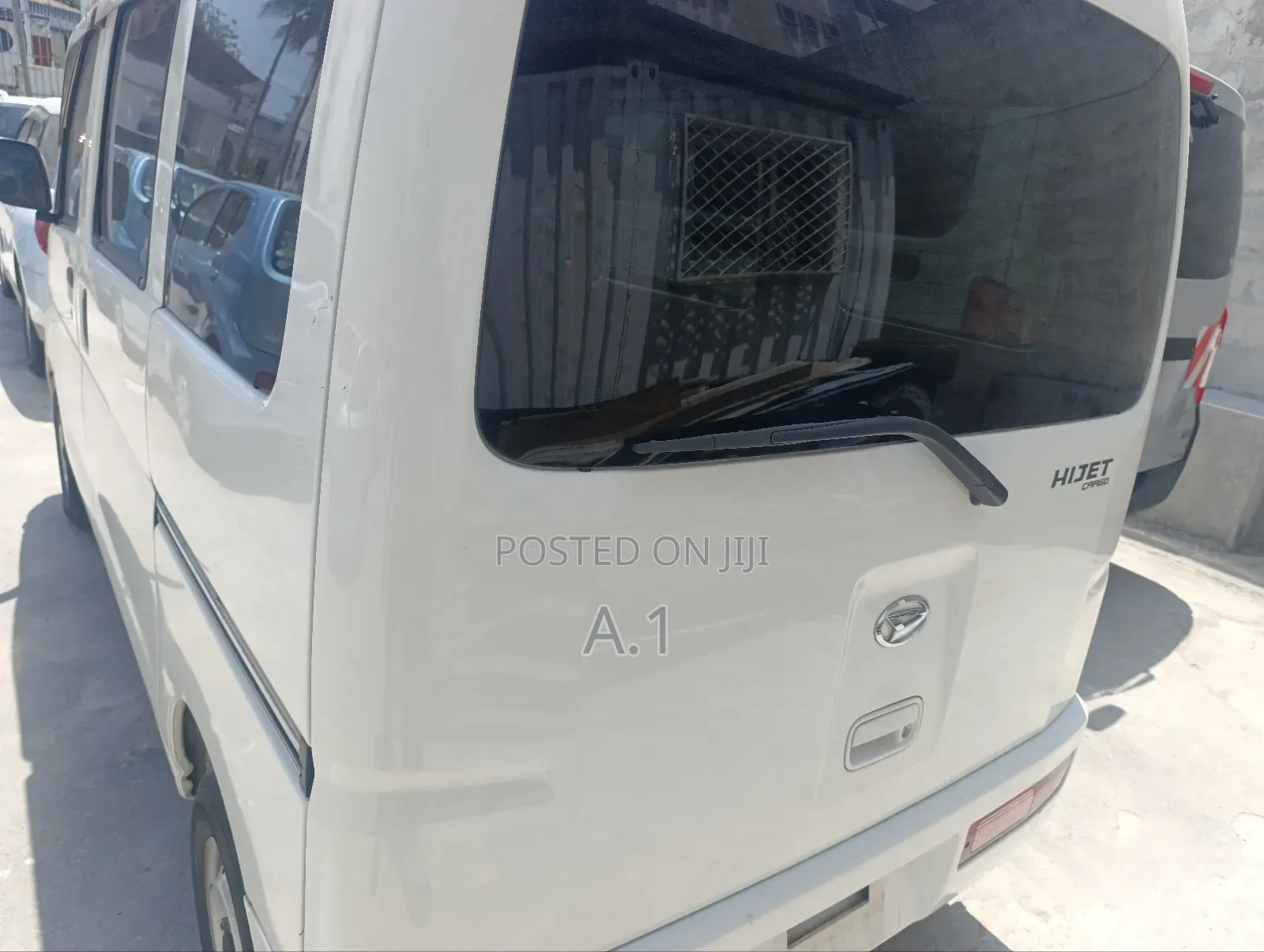 Daihatsu Hijet 2018 White
