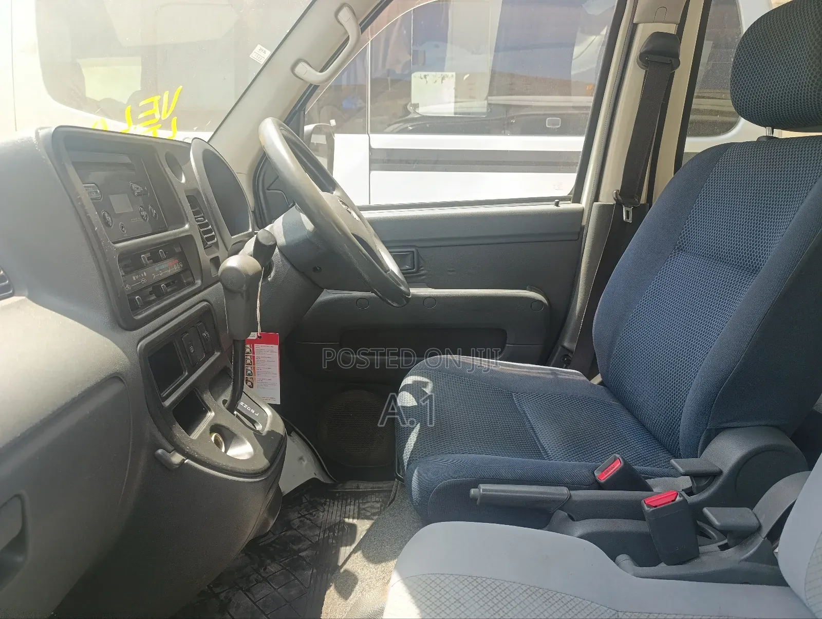 Daihatsu Hijet 2018 White