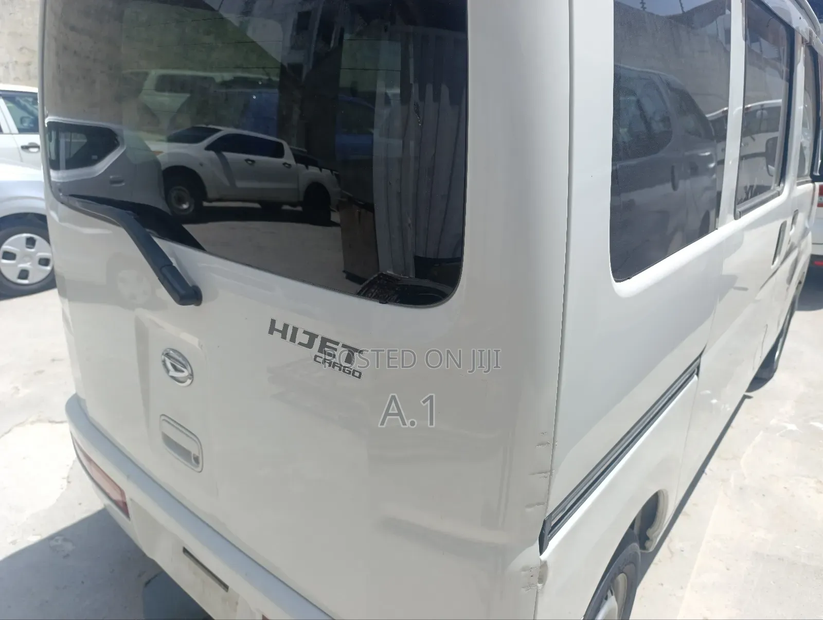 Daihatsu Hijet 2018 White