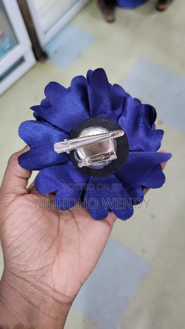 Navy Blue Flower Clip - thumbnail 2