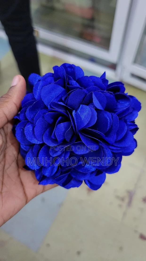 Royal Blue Flower Clip - thumbnail 4