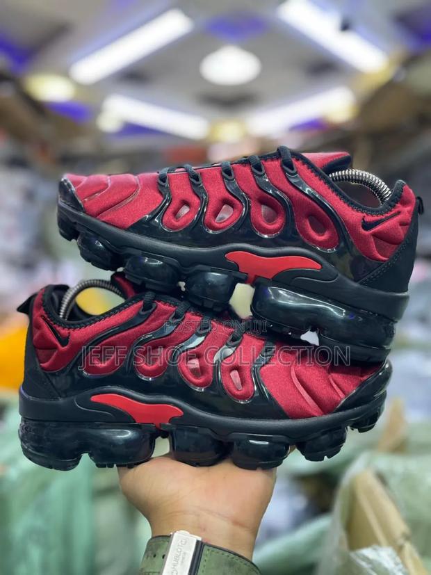 Nike Vapour Max - main view