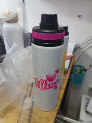 High Quality Metallic and Cystimizable Water Bottles