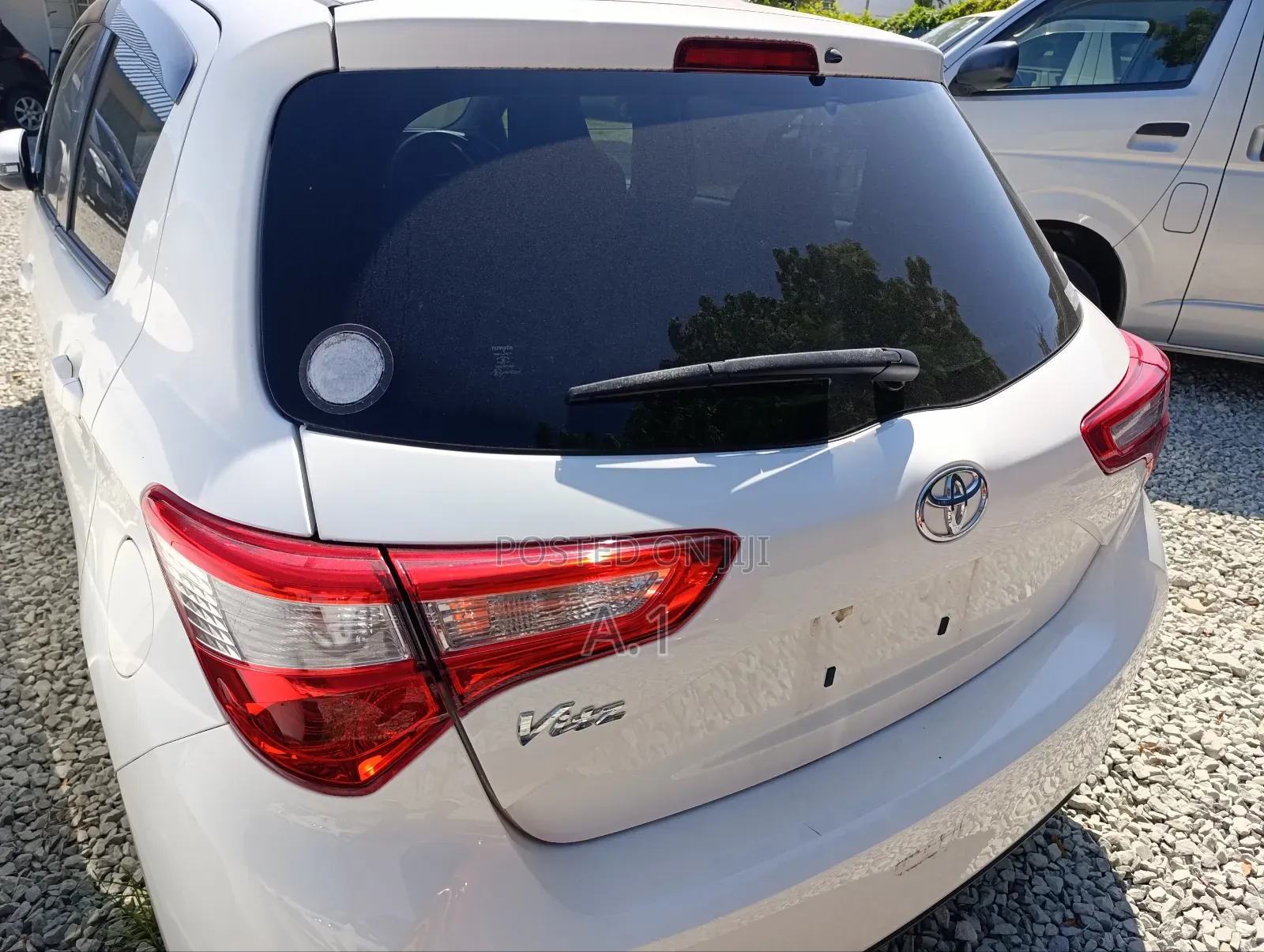 Toyota Vitz 1.0 FWD 5dr 2019 Pearl