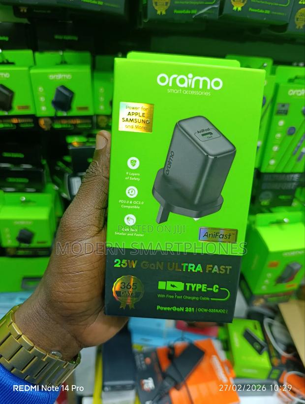 Oraimo 25w Gan Ultra Fast Charger - main view