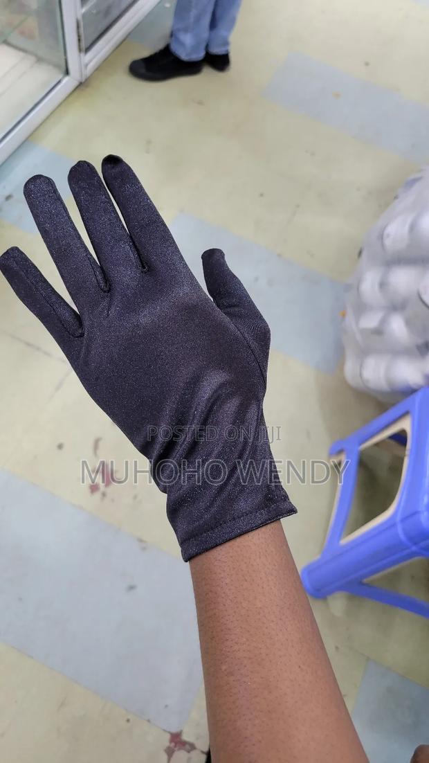 Short Silk Material Gloves - main view