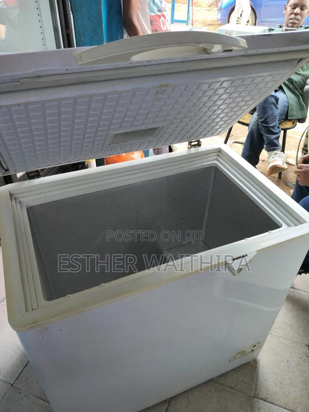 Wel Maintained Chest Freezer Pure White - thumbnail 3