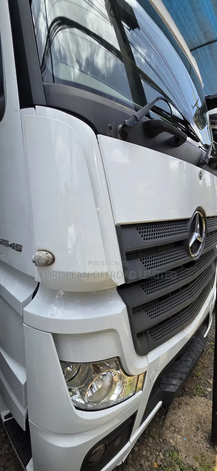 Mercedes Benz Actros 2545 White