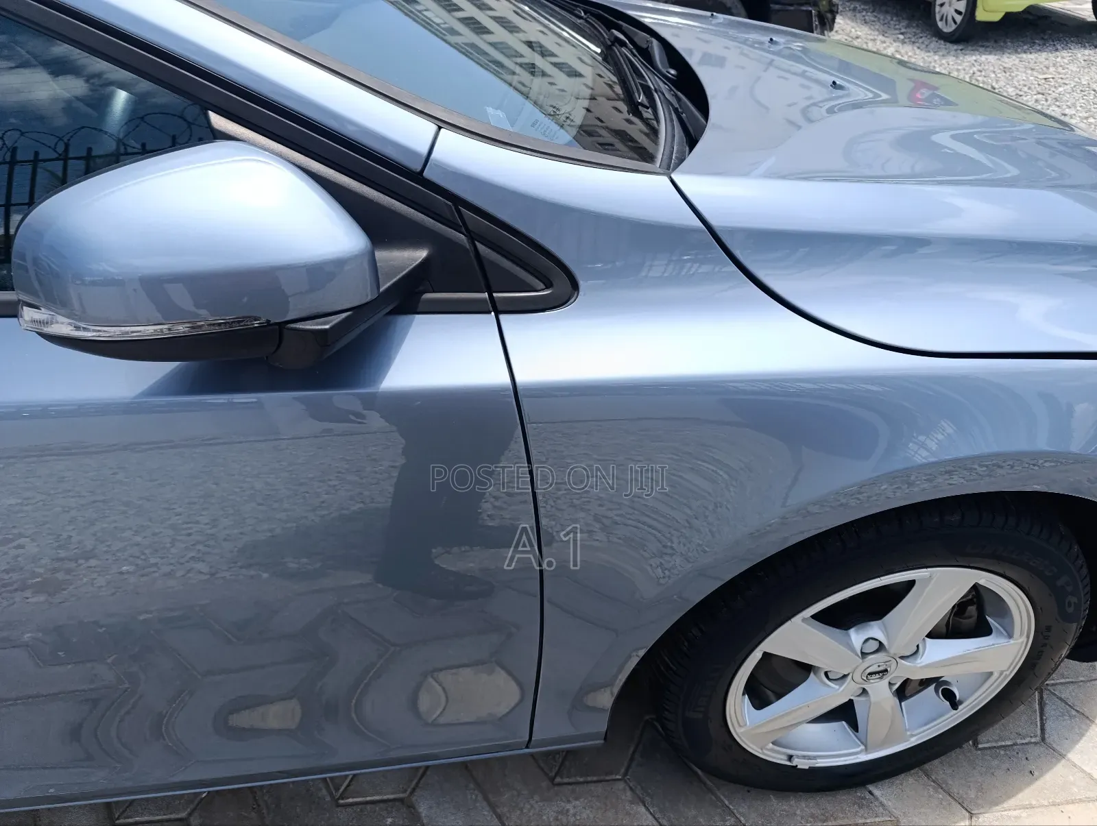 Volvo V40 2018 Blue