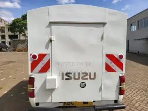 Isuzu D-MAX 2008 White