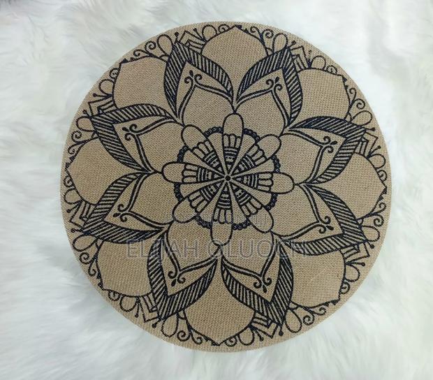 Quality Wooden Table Mats - thumbnail 3