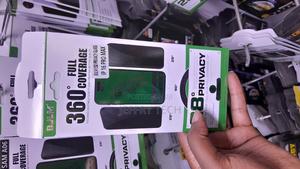 Belkin Tempered Glass Privacy Screen Protector for iPhone 16 Pro Max - thumbnail 2