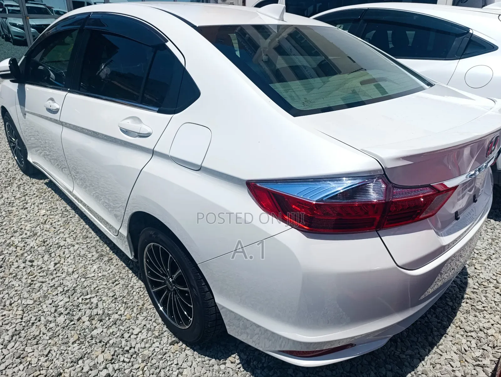 Honda Grace 1.5 Petrol FWD 2018 White