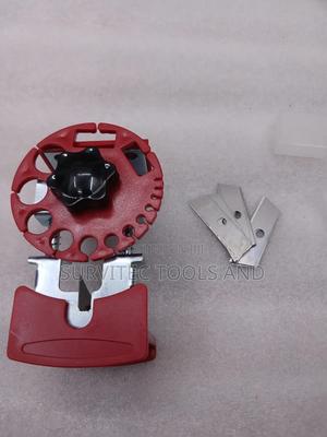 Manual Wire Stripper + Blade - thumbnail 2